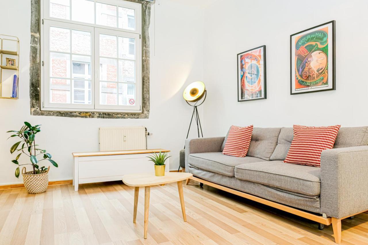 Les Cerisiers - Duplex De Standing Au Centre De Namur Luaran gambar